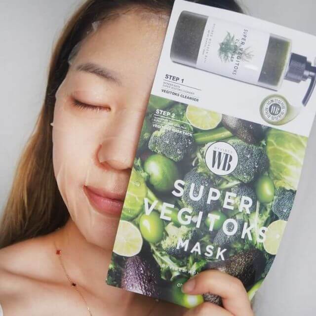 Wonder Bath Super Vegitoks Mask  มาสก์แผ่นบำรุงผิวให้เรียบเนียนกระจ่างใส หน้าฉ่ำโกลว์ รูขุมขนกระชับ ลดสิว ลดอักเสบ รักษาสมดุลและควบคุมไม่ให้ผิวมันหรือแห้งจนเกินไป ทั้งยังดูแลผิวให้ชุ่มชื้นอยู่เสมอ ตัวนี้เหมาะกับทุกสภาพผิวเลย  โดยเฉพาะผิวที่แพ้ง่ายหรืออักเสบ สิวบุก ผิวขาดน้ำ ผิวแห้งแตก