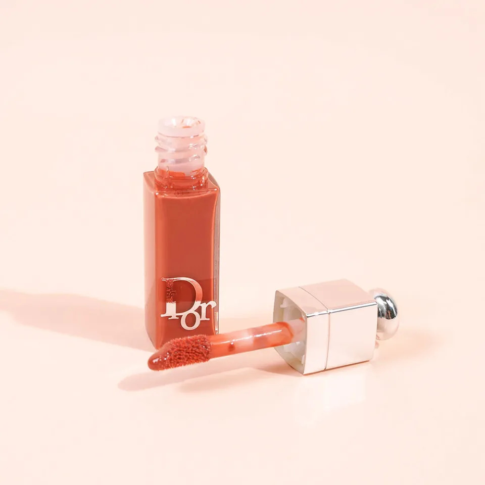 Addict Lip Maximizer Gloss Repulpant & Hydratant #039 Intense Cinnamon 2ml, ลิปกลอส ,Dior ,ปากอวบอิ่ม, ลิปดิออร์ ,สีซินนาม่อน